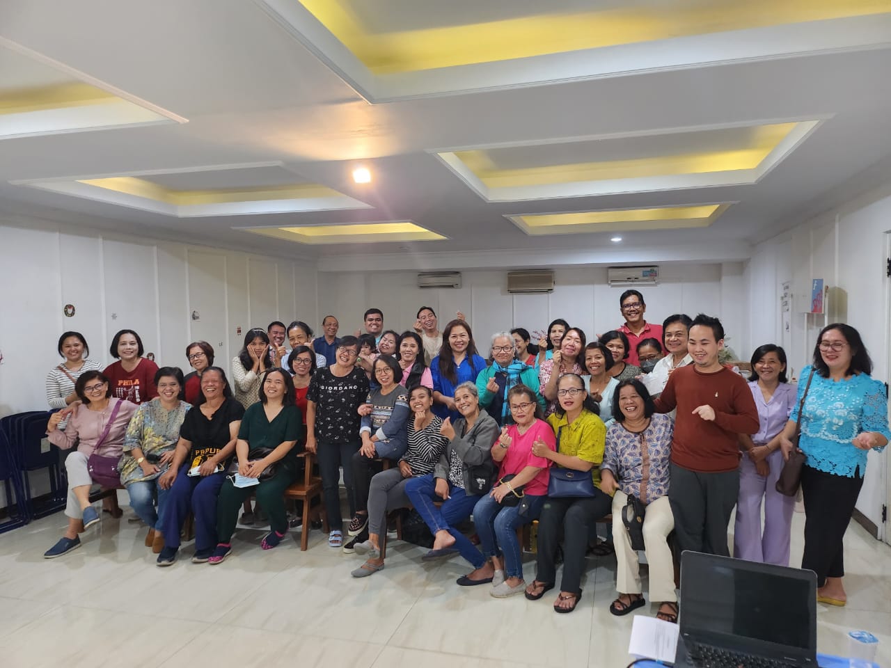Church Group (komsel)